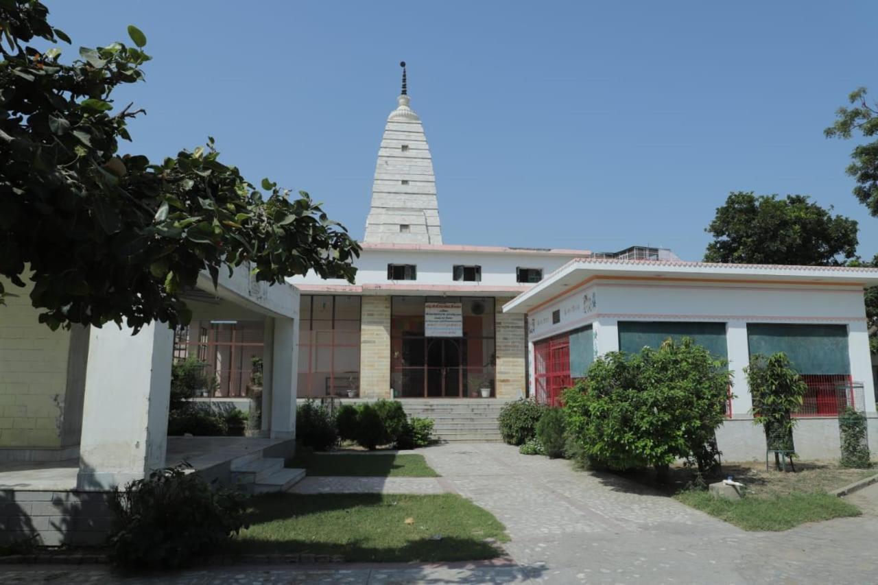 Radha Madhav Ashram Vrindāvan Eksteriør billede