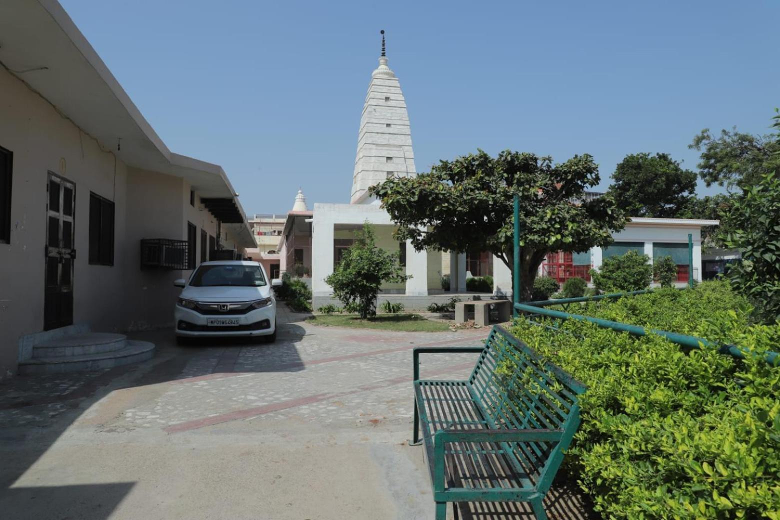 Radha Madhav Ashram Vrindāvan Eksteriør billede